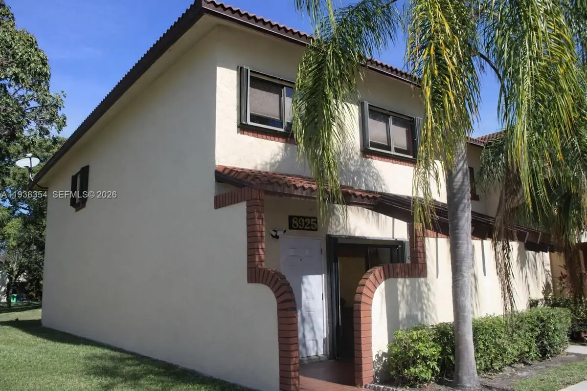 8925 Springtree Lakes Dr, Sunrise, FL 33351 - #1