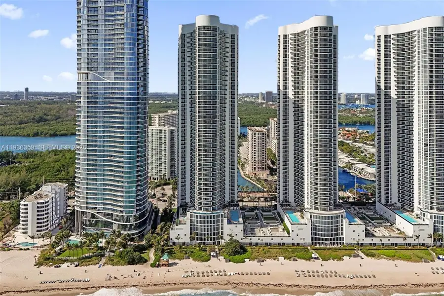 15811 Collins Ave #2201, Sunny Isles Beach, FL 33160 - Image #2