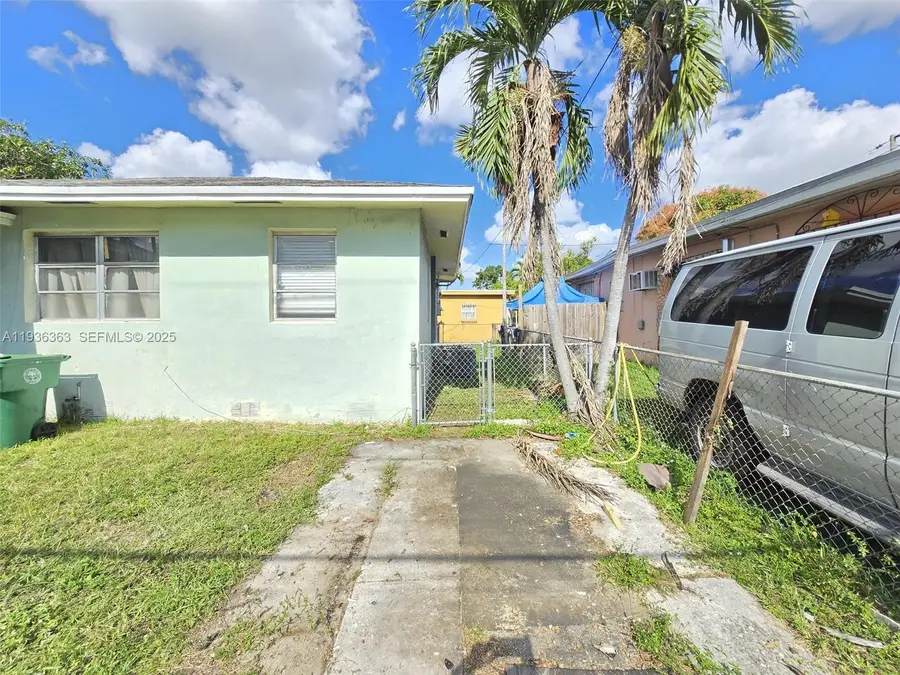 401 NW 33rd Ave, Miami, FL 33125 - Image #3