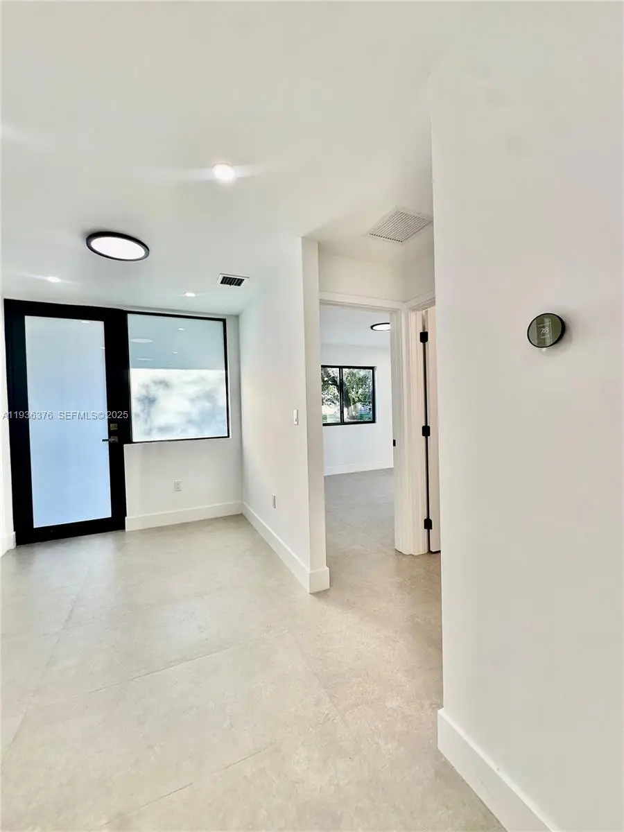 6421 SW 59th Ave, South Miami, FL 33143 - Image #3