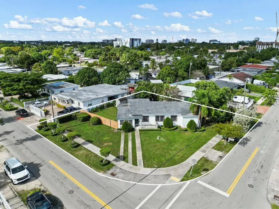 330 SW 52nd Ave, Miami, FL 33134 - Image #2