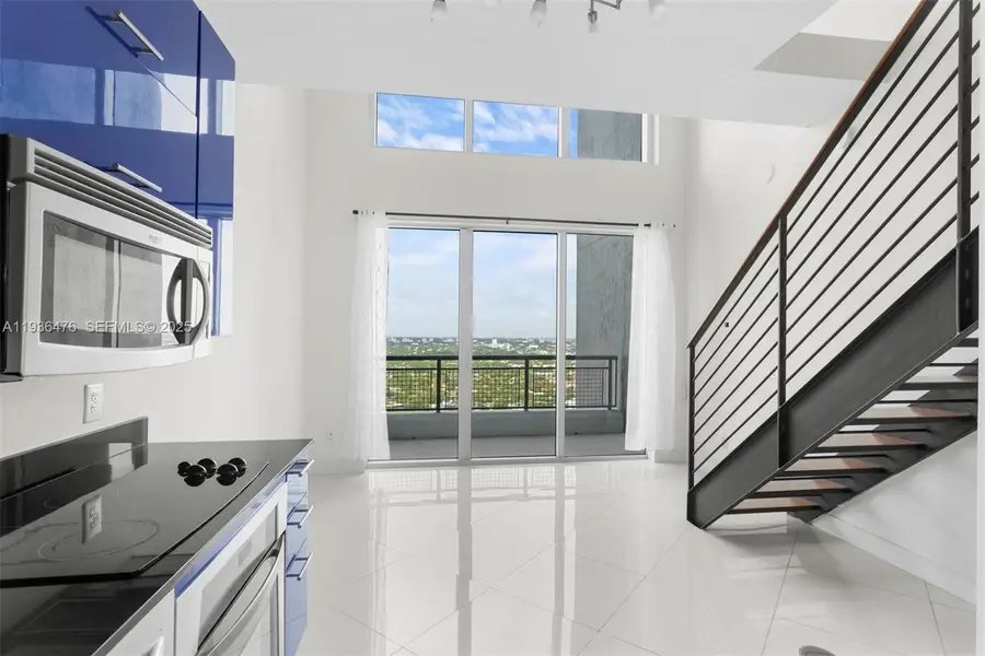 60 SW 13th St #3213, Miami, FL 33130 - Image #2