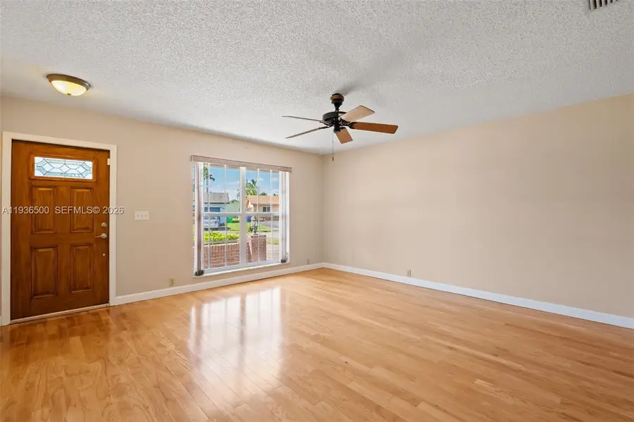 2324 NW 107th Ter, Sunrise, FL 33322 - Image #2