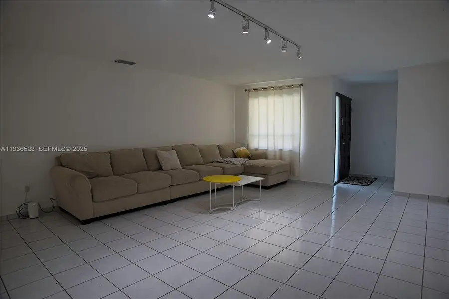 13238 NW 8th Ter, Miami, FL 33182 - Image #3