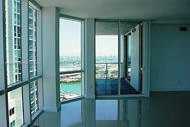 253 NE 2nd St #4303, Miami, FL 33132 - #3