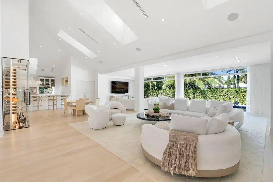 761 Buttonwood Ln, Miami, FL 33137 - Image #3