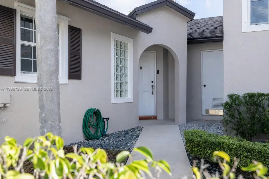 3880 NW 121st Ave, Sunrise, FL 33323 - Image #2