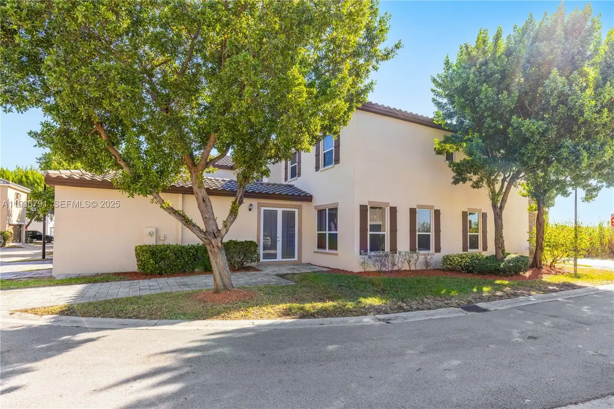 16789 SW 96th St, Miami, FL 33196 - Image #1