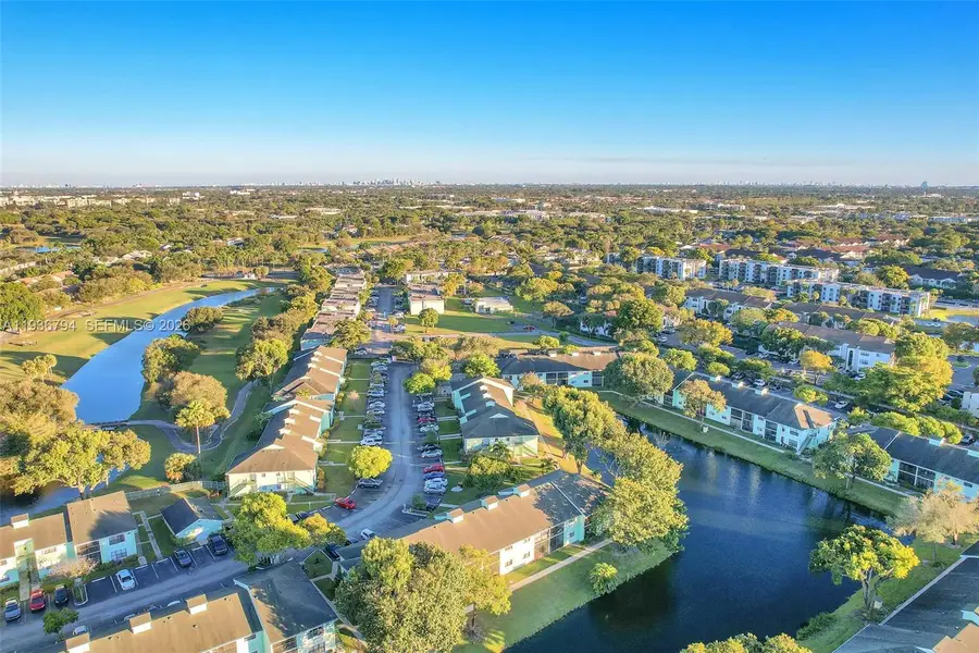 8731 NW 39th St #8731, Sunrise, FL 33351 - Image #2