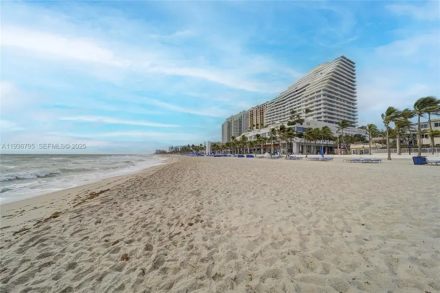 1 N Fort Lauderdale Beach Blvd #1906, Fort Lauderdale, FL 33304 - Image #2