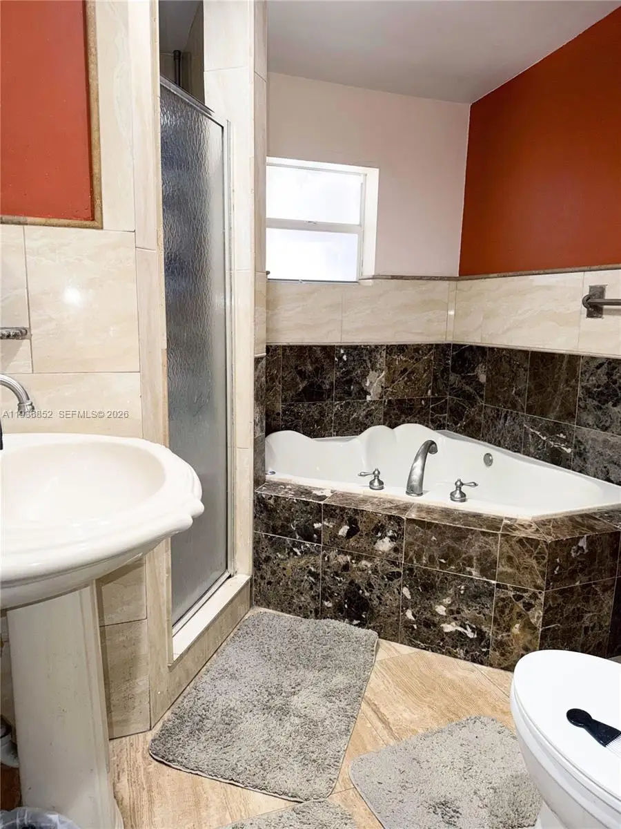 130 NW 33rd Ave, Lauderhill, FL 33311 - Image #2