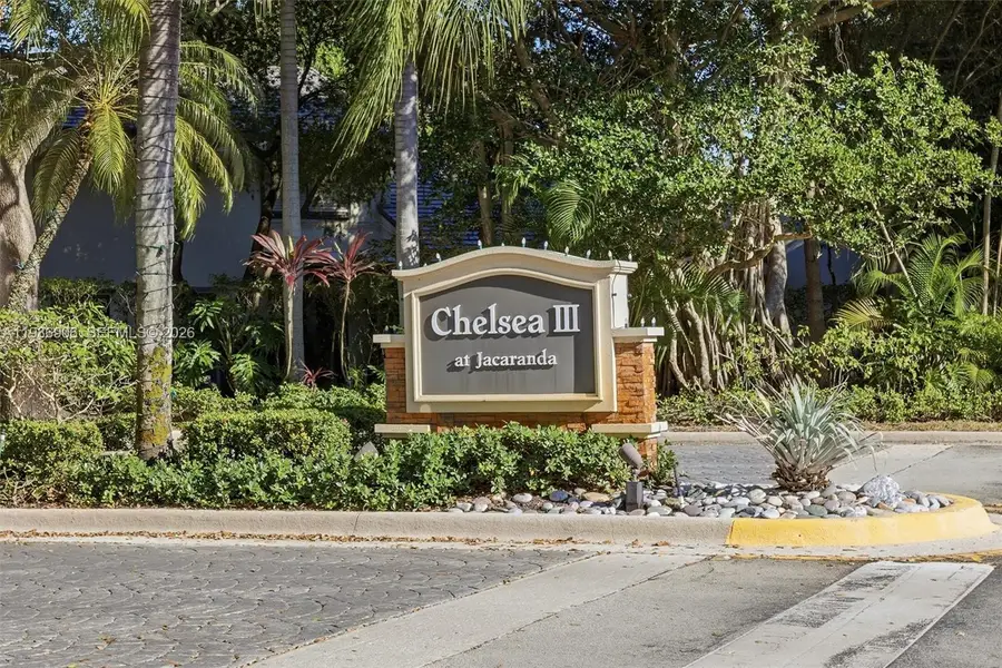 232 NW 97th Ave, Plantation, FL 33324 - Image #2