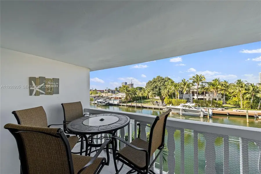 470 Paradise Isle Blvd #310, Hallandale Beach, FL 33009 - Image #2