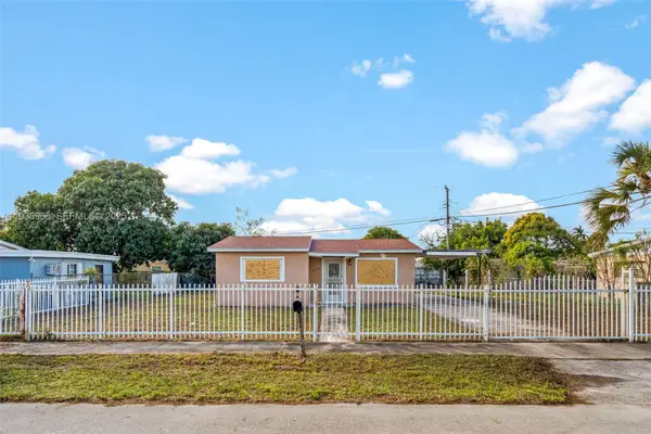 20520 NW 21st Ave, Miami Gardens, FL 33056