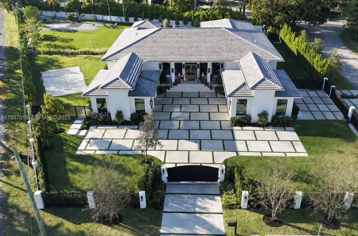 14200 Old Cutler Rd, Palmetto Bay, FL 33158 - Image #1