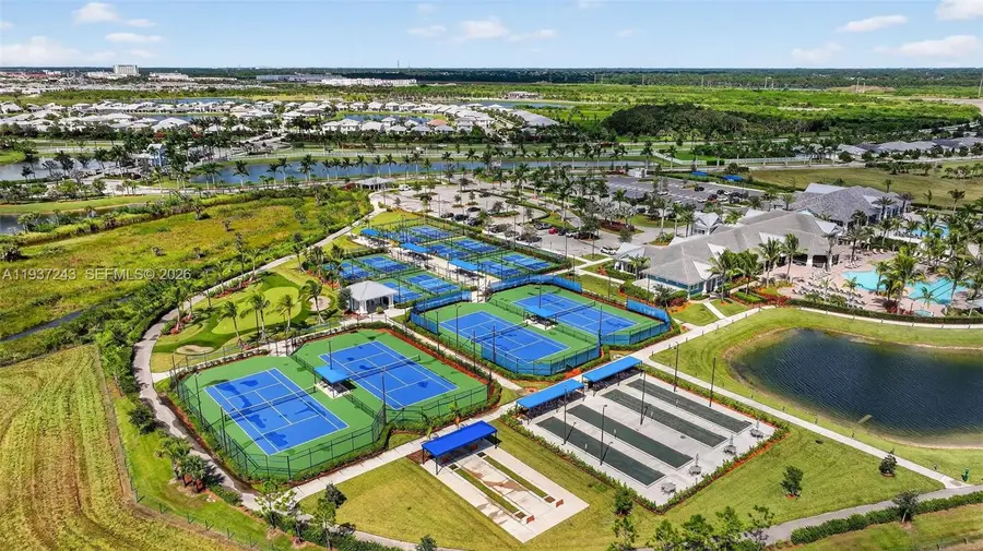 13723 SW Gingerline Dr, Port Saint Lucie, FL 34987 - Image #2