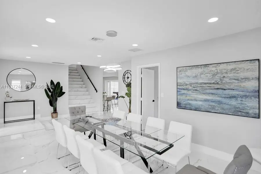 6 SE 11th Ct, Deerfield Beach, FL 33441 - Image #2