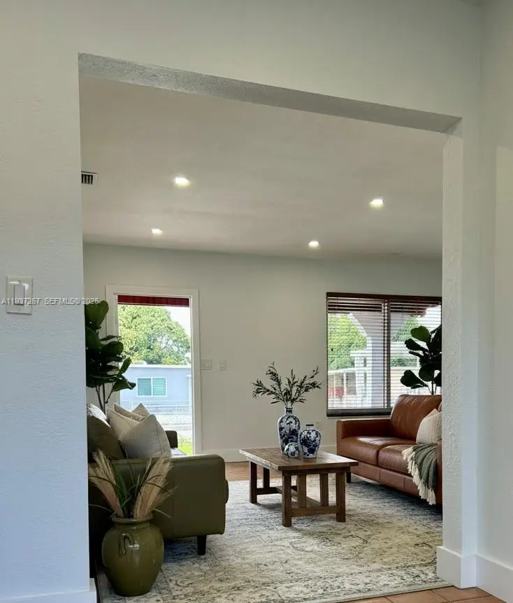 231 SW 51st Pl, Miami, FL 33134 - Image #3