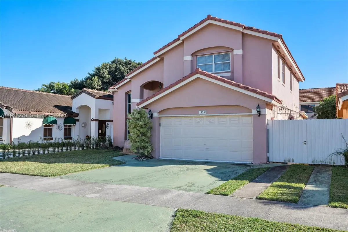 14256 SW 92nd St, Miami, FL 33186 - Image #1