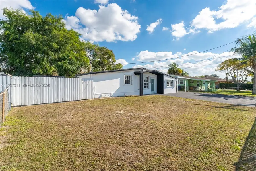 18611 NW 28th Pl, Miami Gardens, FL 33056 - Image #2