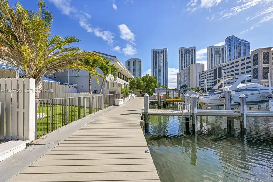 310 Poinciana Dr #802, Sunny Isles Beach, FL 33160 - Image #2