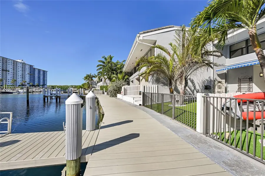 310 Poinciana Dr #802, Sunny Isles Beach, FL 33160 - Image #3