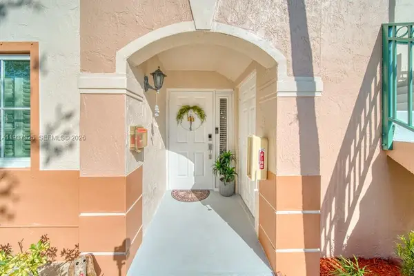 7785 NW 22nd Ct #104, Pembroke Pines, FL 33024