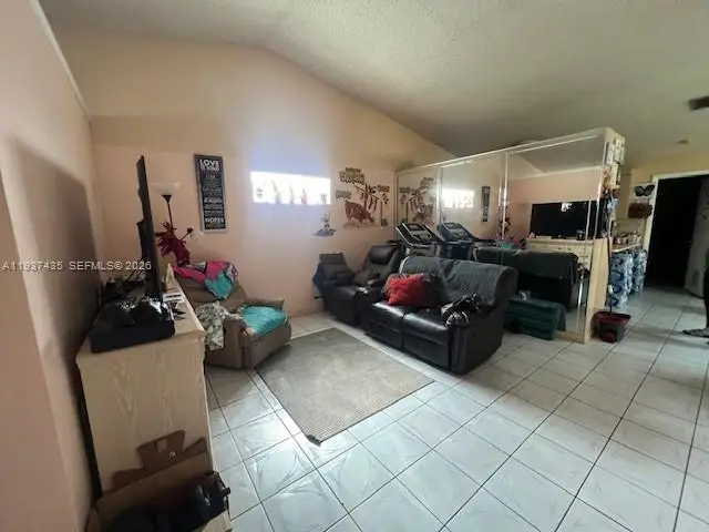 2566 W 73rd Pl, Hialeah, FL 33016 - Image #2