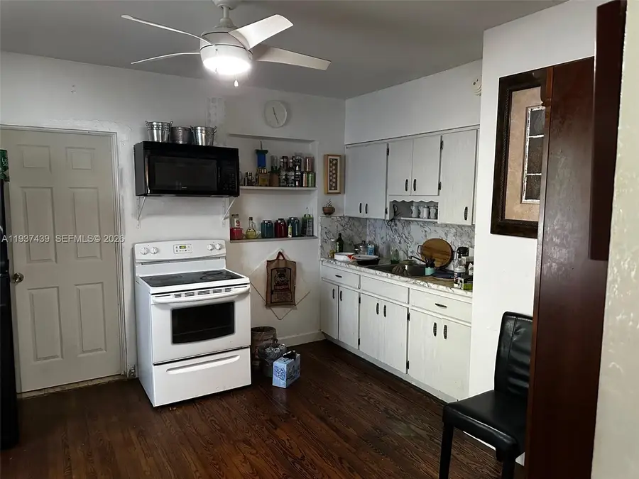 1071 NE 160th Ter, North Miami Beach, FL 33162 - Image #3