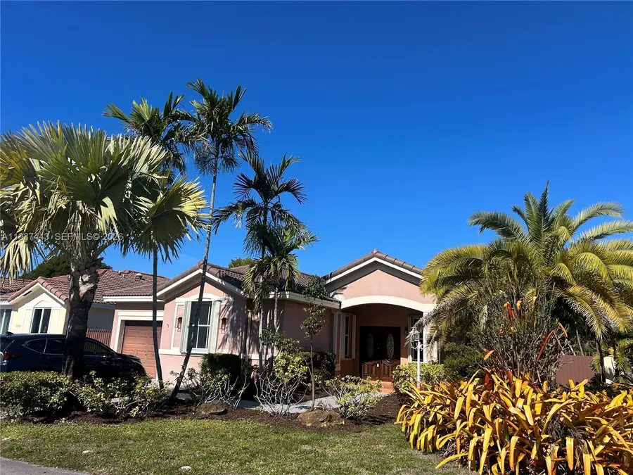 7729 NW 194th Ter, Hialeah, FL 33015 - Image #2