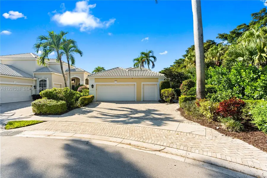 16053 Villa Vizcaya Pl, Delray Beach, FL 33446 - Image #3