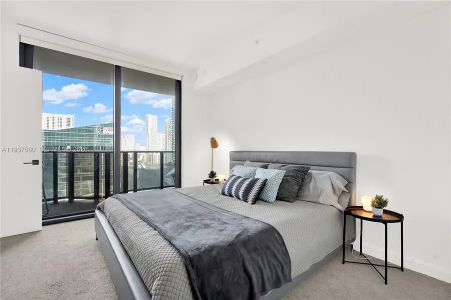 45 SW 9th St #1609, Miami, FL 33130 - Image #3