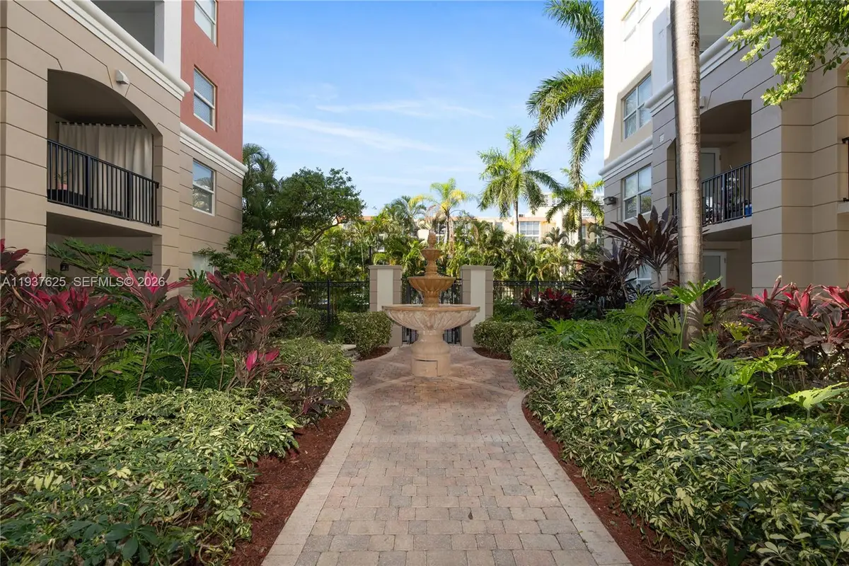 17125 N Bay Rd #3104, Sunny Isles Beach, FL 33160 - Image #1