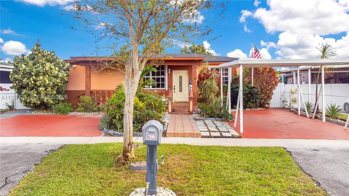 5015 E Palm Ct, Hialeah, FL 33013 - Image #1