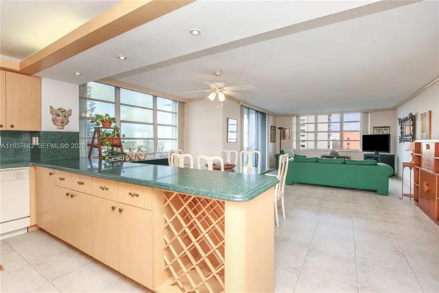 2780 NE 183rd St #901, Aventura, FL 33160 - Image #3