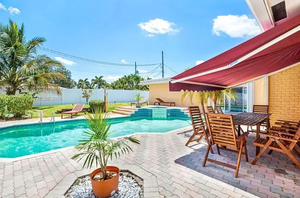 5320 NE 16th Ter, Fort Lauderdale, FL 33334