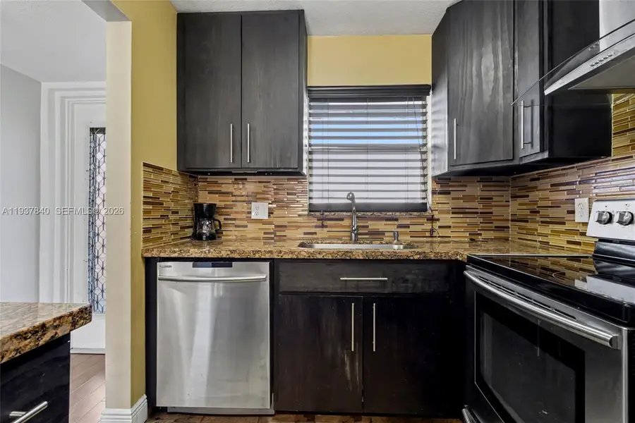 6650 Royal Palm Blvd #204C, Margate, FL 33063 - Image #3