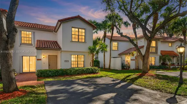 13013 SW 95th Ave, Miami, FL 33176