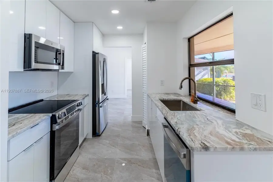 720 Chavers St E, Lehigh Acres, FL 33974 - Image #3