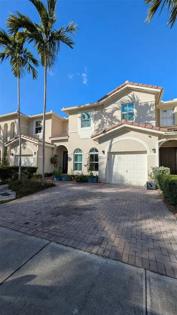 12293 SW 123rd Ter, Miami, FL 33186