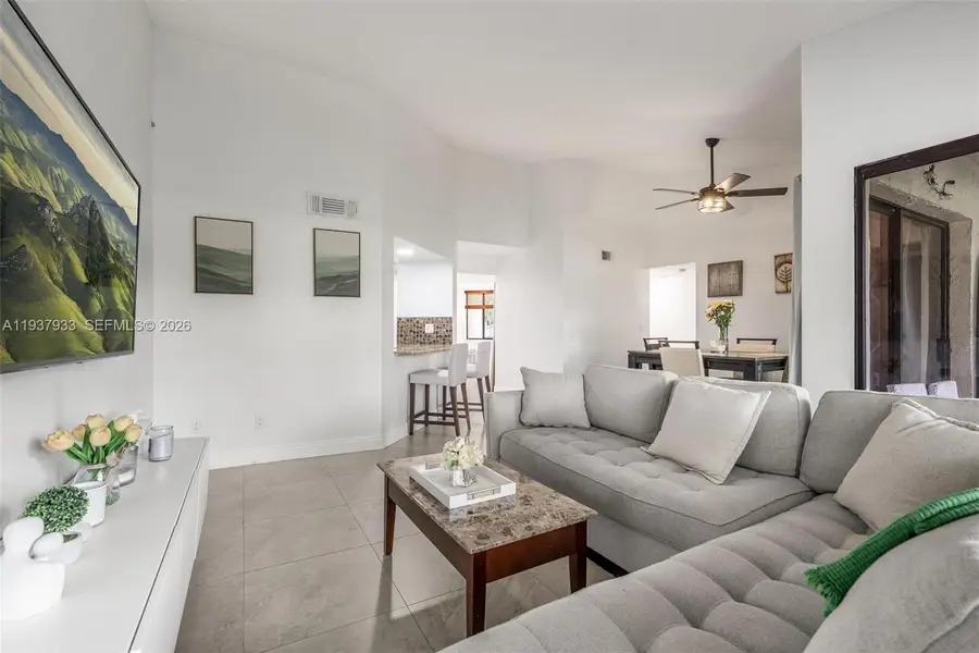 8109 NW 17th Mnr #8109, Plantation, FL 33322 - Image #2