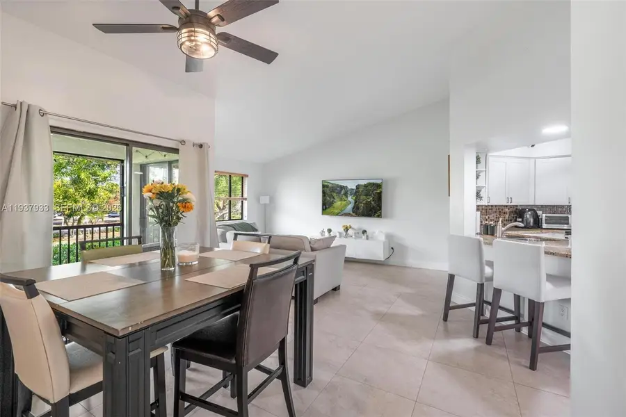 8109 NW 17th Mnr #8109, Plantation, FL 33322 - Image #3