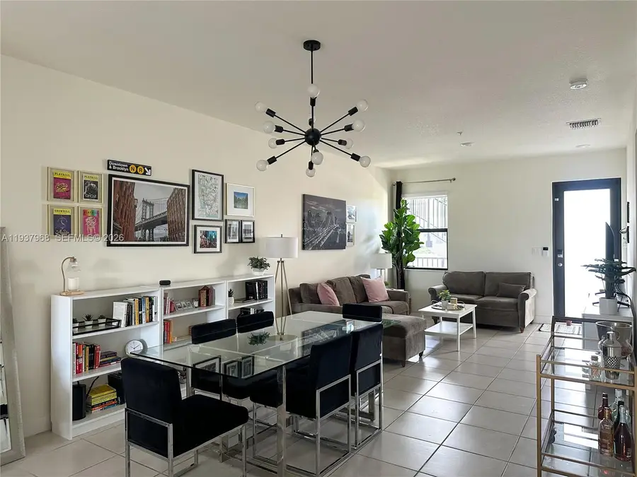 8055 NW 104th Ave #23, Doral, FL 33178 - Image #2