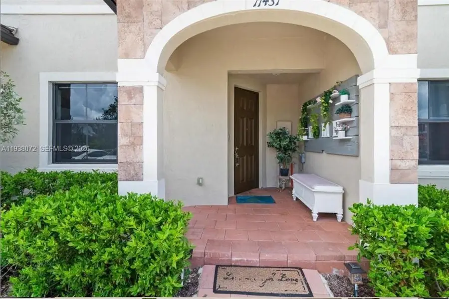 11431 W 32nd Ln, Hialeah, FL 33018 - Image #2