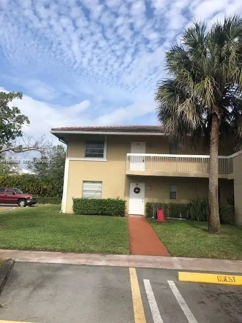 10187 Twin Lakes Dr #23-I, Coral Springs, FL 33071
