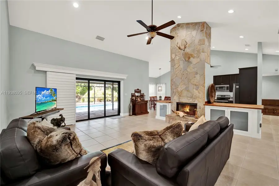 5980 Painted Leaf Ln, Naples, FL 34116 - Image #2