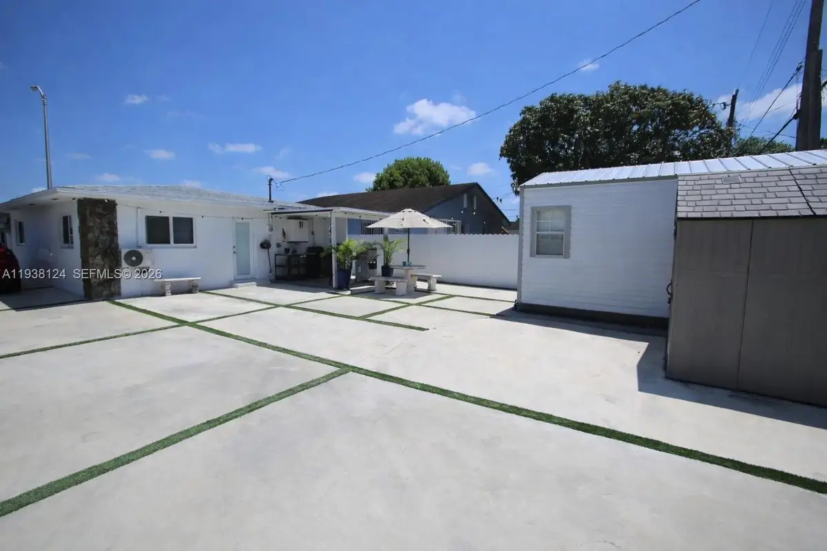 798 W 31st St, Hialeah, FL 33012 - Image #1