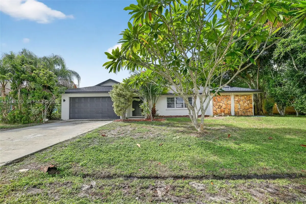 770 SE Hollahan Ave, Port Saint Lucie, FL 34983 - Image #1