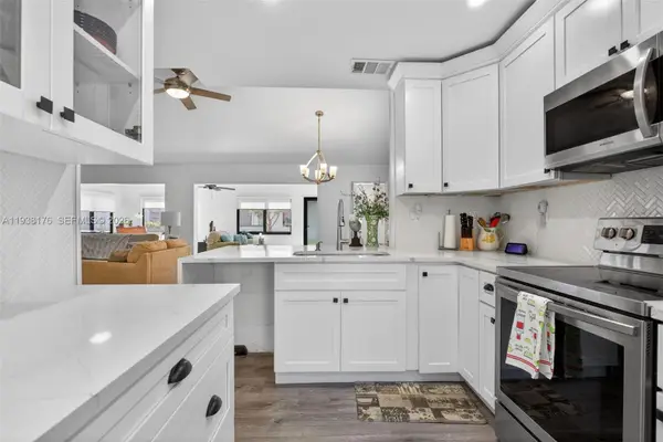 2104 SW 17th Cir, Deerfield Beach, FL 33442