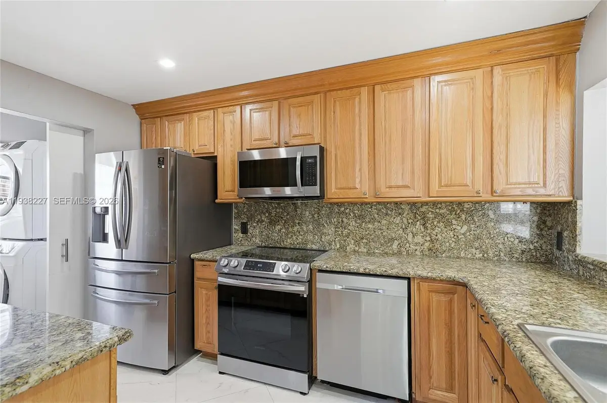 1401 NW 97th Ter #315, Pembroke Pines, FL 33024 - Image #1